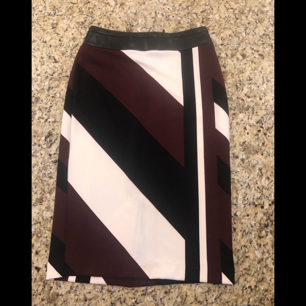 Worthington Pencil Skirt-Size 8